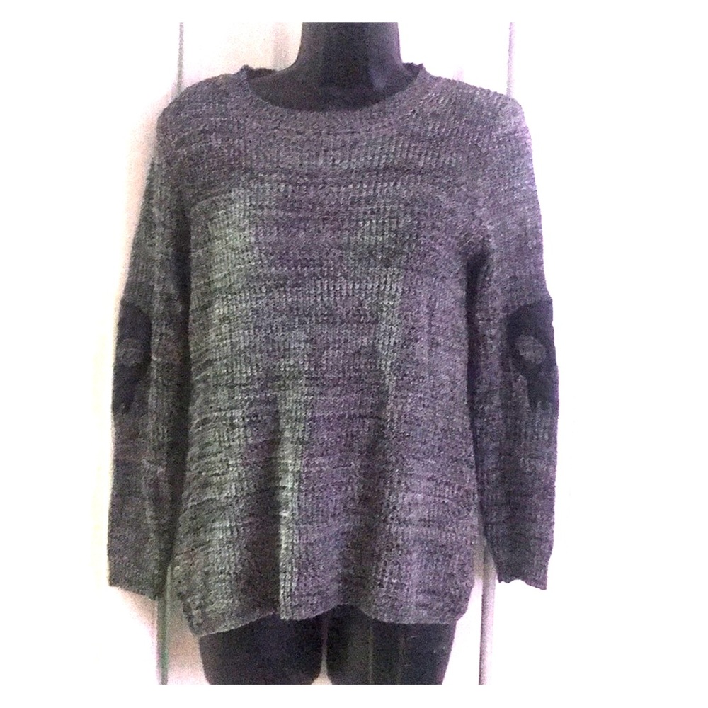Skull sweater
